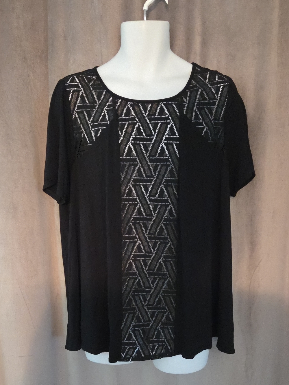 Penningtons Black Short-Sleeve Top with Geometric Lace Inset